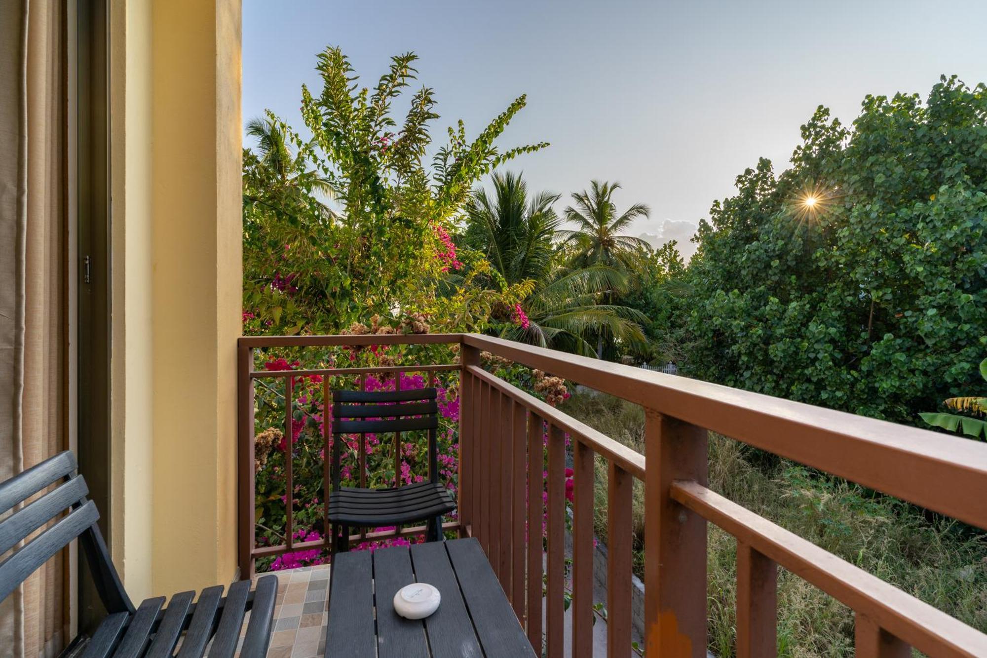 Nala Veli Beach & Spa Ukulhas Exteriör bild